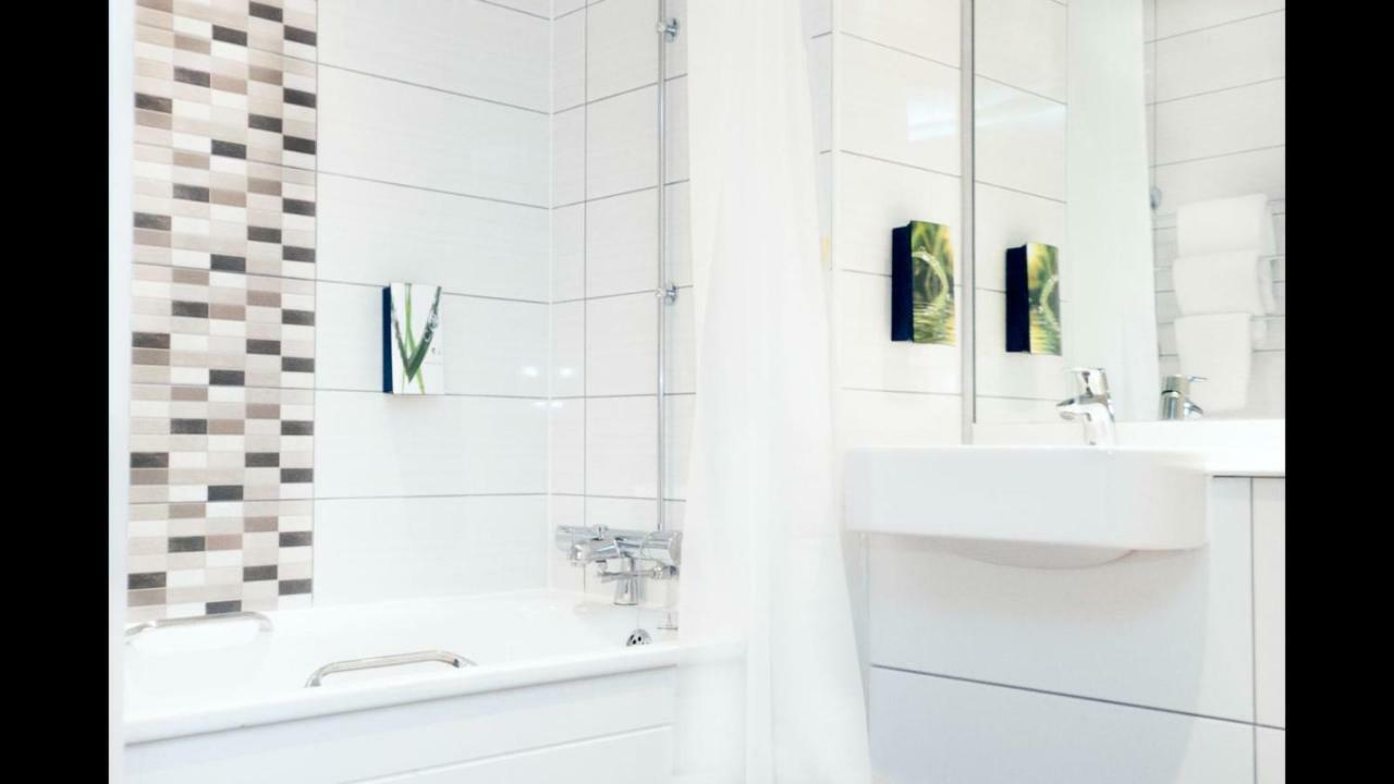 Hotel Newport Central Zewnętrze zdjęcie